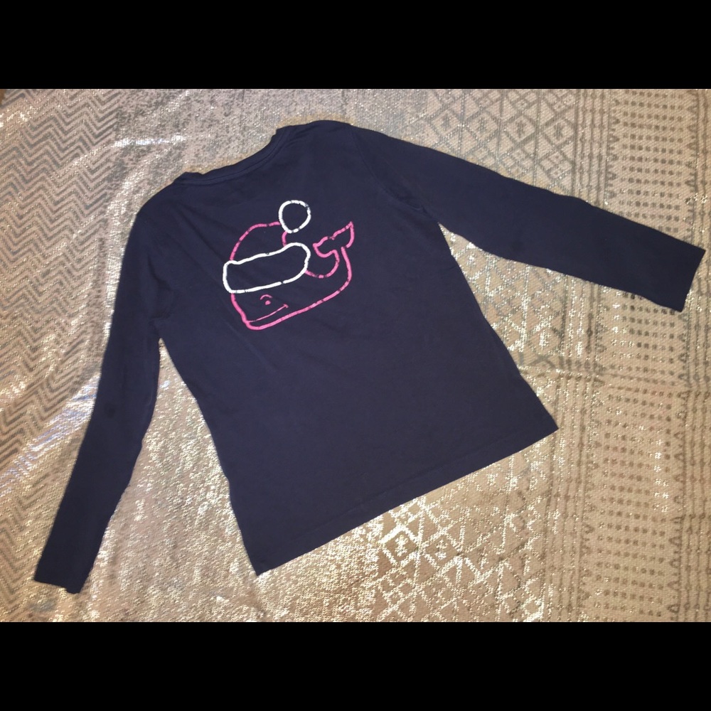 Vineyard vines long sleeve. Christmas whale. 10/12